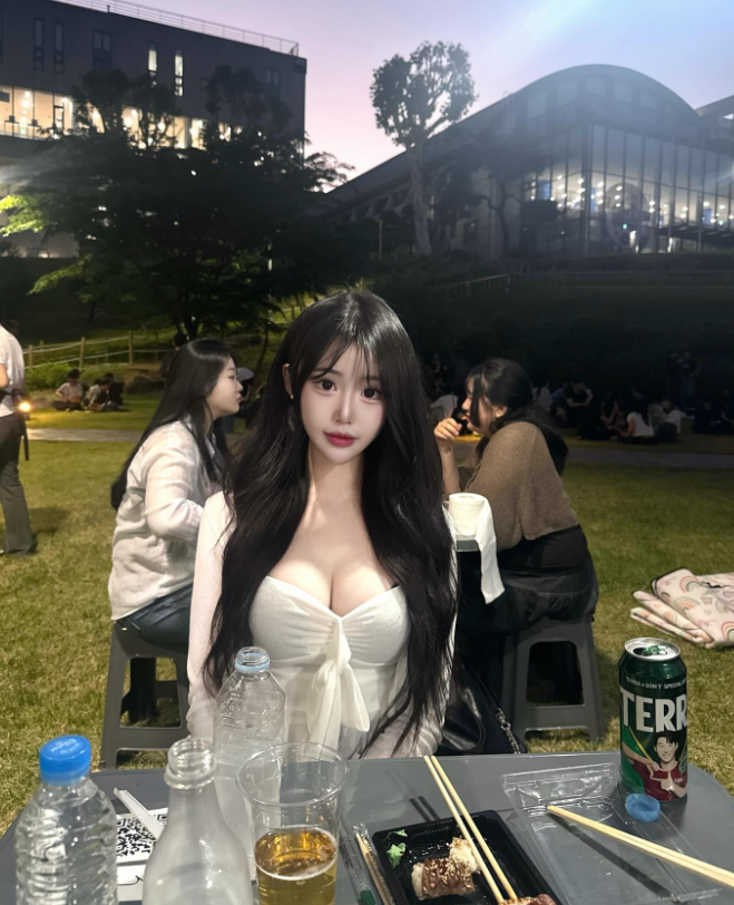 리즈출장샵 나주 관리사 짱지이(중국)